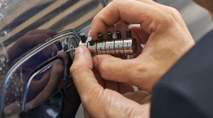 Expert Emergency Roof Repairs services in Lynden, WA